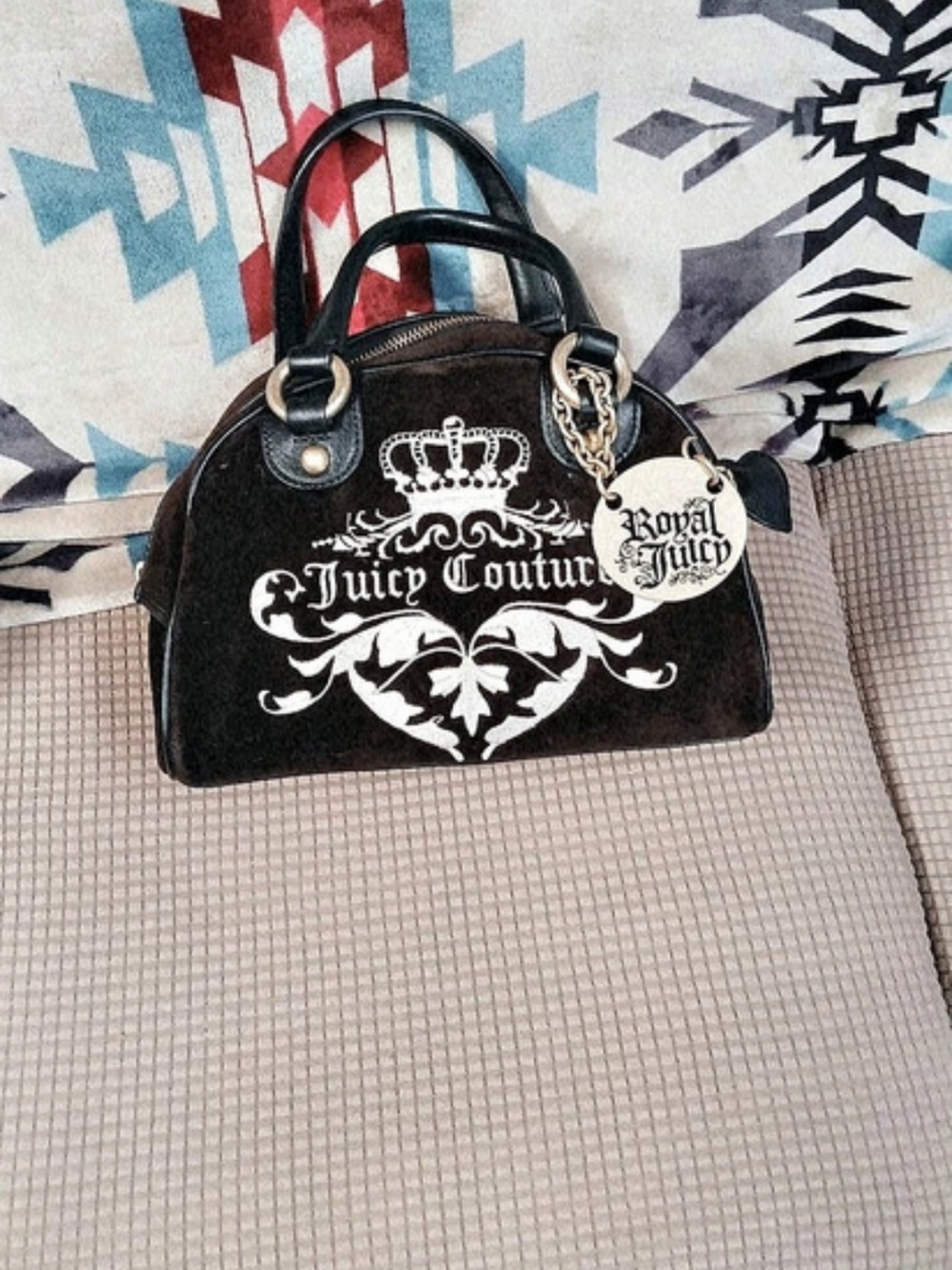 Juicy Couture Royal Juicy Velour Day Dreamer Satchel Black & White